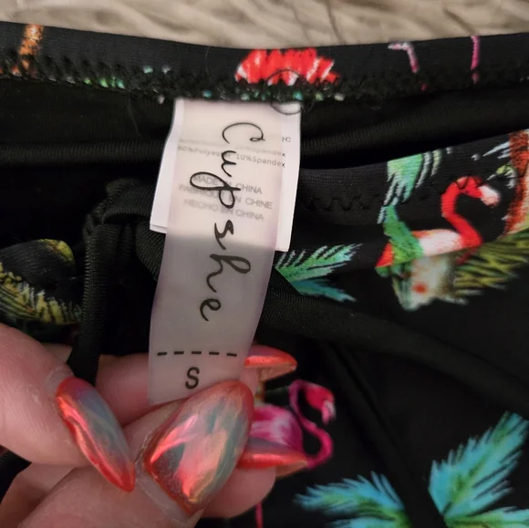 Tropical Print 2 Piece Swimsuit - Picture 4 of 6